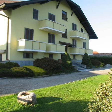 Albergo Residence Isotta Veruno 외부 사진