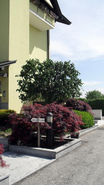 Albergo Residence Isotta Veruno 외부 사진